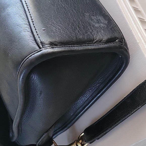 Vintage COACH Black Crosby Crossbody Leather Bag - Picture 10 of 16